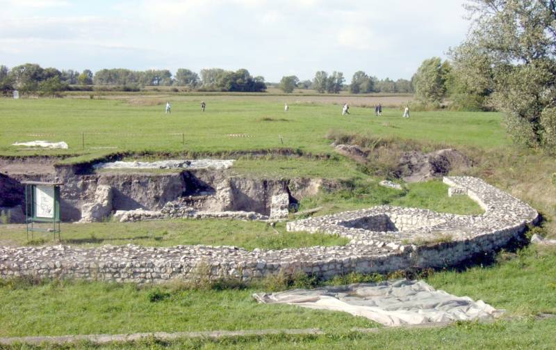 A tábor romjai